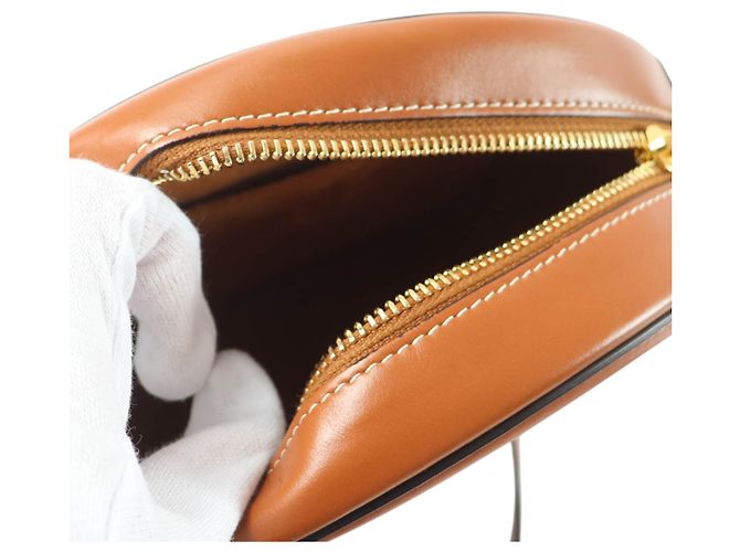 Céline Celine Borsa a Tracolla Oval Cuir Triomphe in Pelle di Vitello Marrone - vista 4
