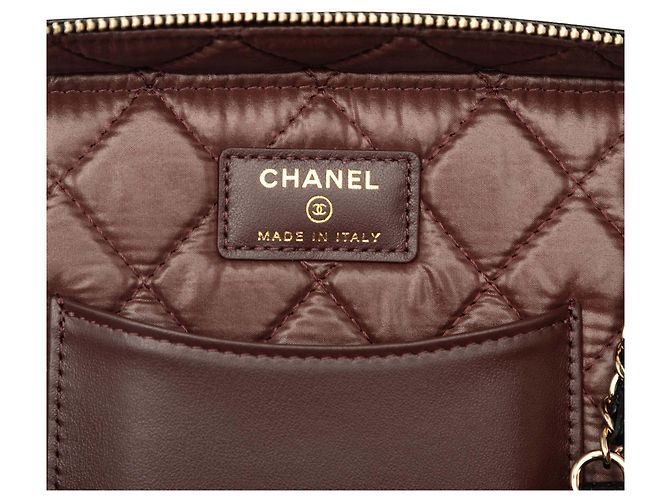 Chanel Vanity Case CC Acolchado en Cuero Caviar Negro Medium - vista 5