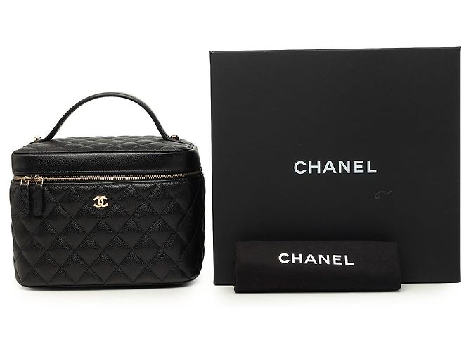 Chanel Vanity Case CC Acolchado en Cuero Caviar Negro Medium - vista 8