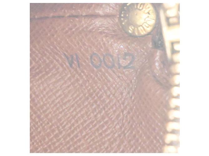 Louis Vuitton Drouot Monogram Marrone - vista 6