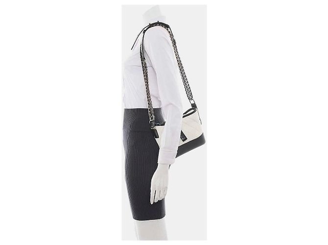 Borsa Chanel Gabrielle Hobo Small Bianca e Nera Nero Bianco - vista 3
