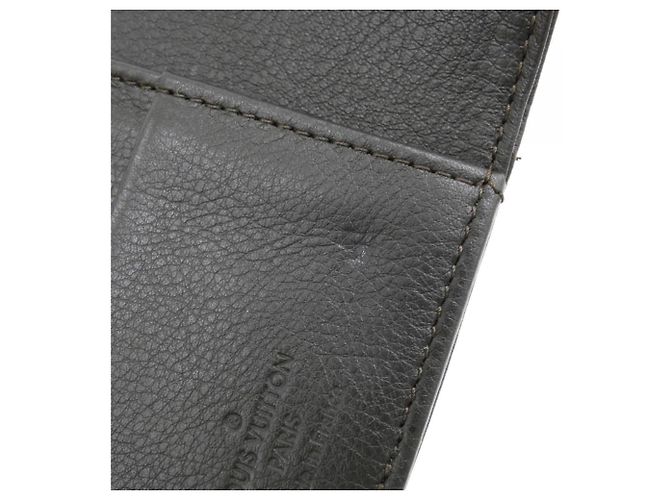 Louis Vuitton Mahina Portefeuille Amelia Wallet Marrone Cioccolato - vista 7