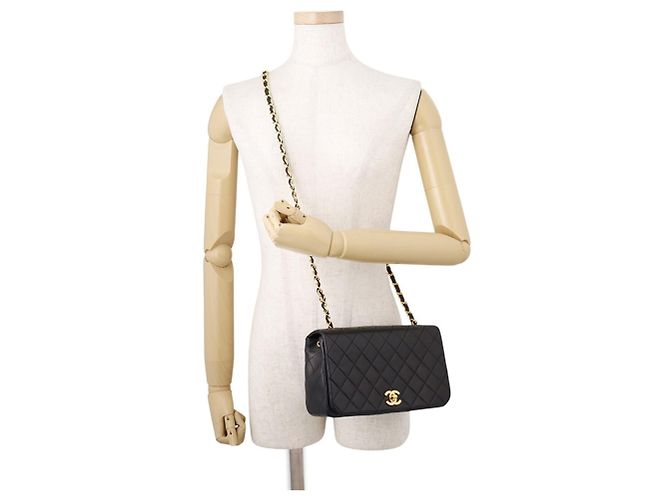 Borsa a tracolla Chanel in pelle nera con catena Nero - vista 4