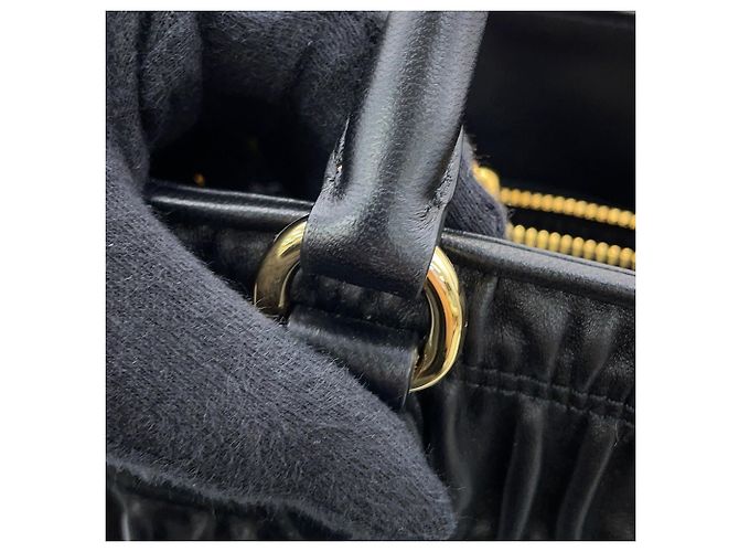 Borsa Prada in Nappa Gaufre raggruppata Nero - vista 8