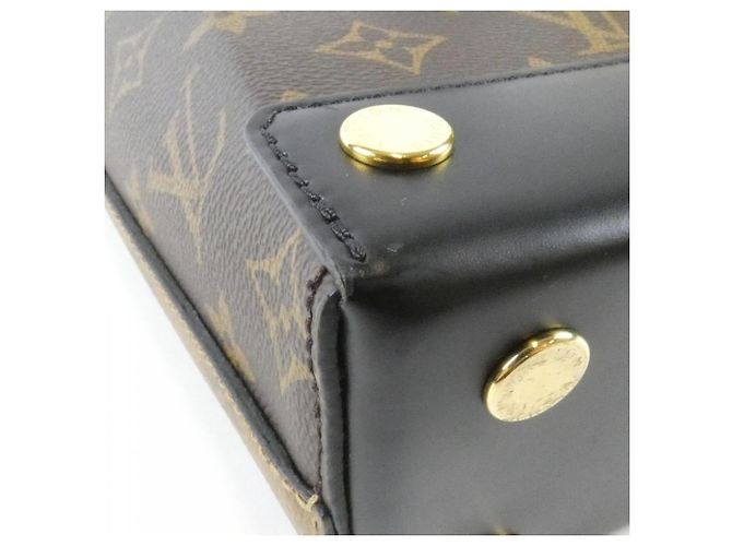 Borsa Louis Vuitton Monogram Reverse Bento Box PM Marrone Monogramma - vista 3