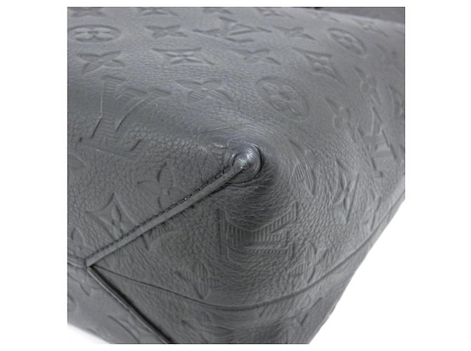 Borsa Tote Louis Vuitton Monogram Shadow Excursion Nero Monogramma - vista 3