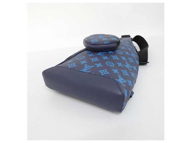 Bolso Duo Sling Monogram Shadow Louis Vuitton Negro Azul Azul marino Monograma - vista 3