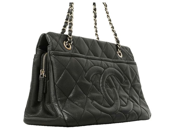 Saco Tote Chanel em couro de bezerro grão preto - vista 2