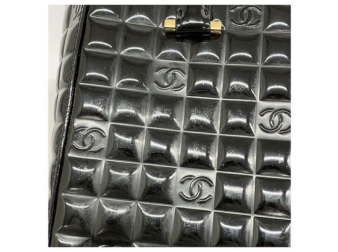 Chanel Shopper-Bag aus schwarzem Lackleder - Ansicht 8