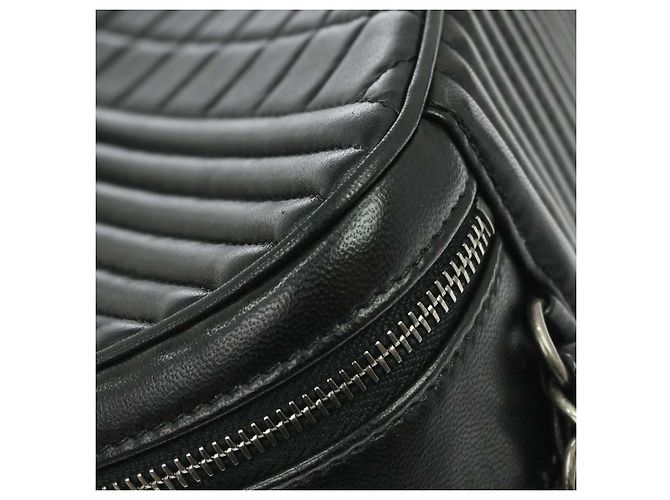 Chanel Coco Boy Camera Quilted Leather Small Negro - vista 6