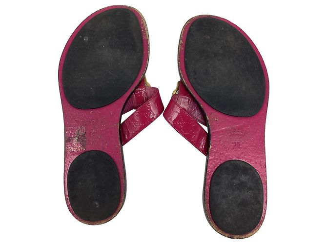 Infradito Gucci Interlocking G Guccissima in pelle rosa - vista 9