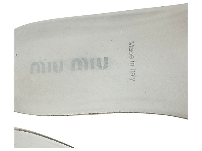 Bottines de combat à lacets Miu Miu en cuir blanc - vue 20