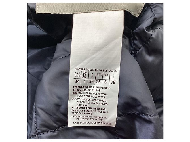 Max Mara gesteppte Pufferjacke aus schwarzem Polyester - Ansicht 6