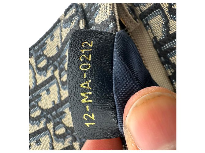 Borsa Dior Saddle Pouch Wallet on Chain in canvas blu navy - vista 13