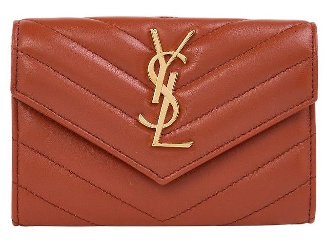 Saint Laurent Cartera Cassandra Matelassé Roja - vista 10