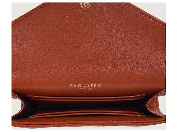 Saint Laurent Cartera Cassandra Matelassé Roja - vista 7