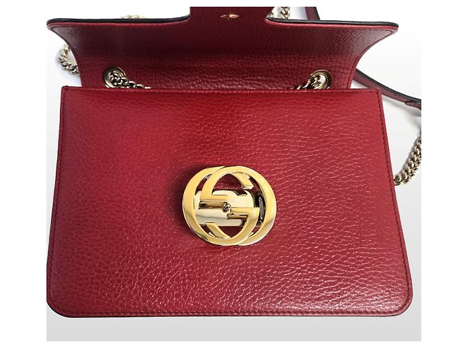 Gucci Picca tracolla piccola in pelle grana Interlocking Rossa Rosso - vista 10