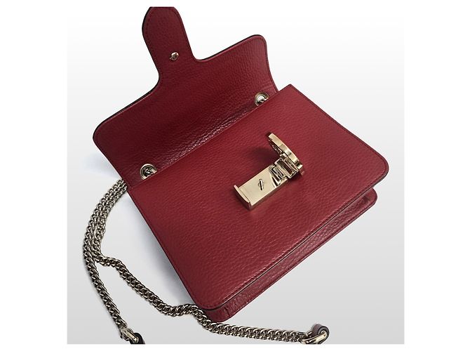 Gucci Picca tracolla piccola in pelle grana Interlocking Rossa Rosso - vista 5