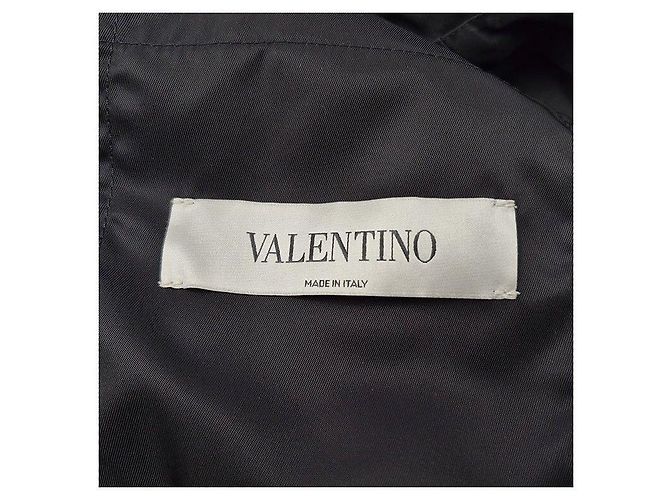 Valentino Cortavientos Logo - vista 6