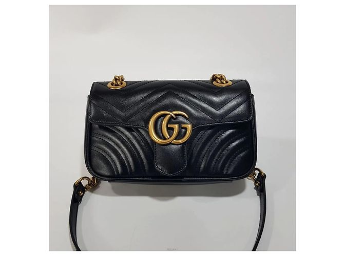 Gucci Mini Borsa a Tracolla Marmont Matelassé Nero - vista 2