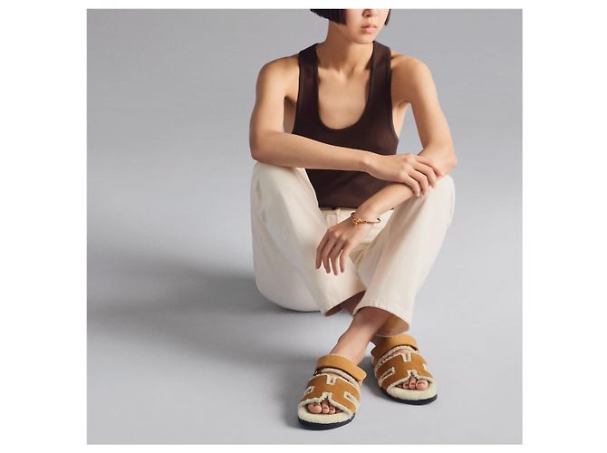 Hermès Sandali pantofole in shearling da donna Marrone - vista 10