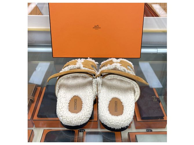 Hermès Sandali pantofole in shearling da donna Marrone - vista 5