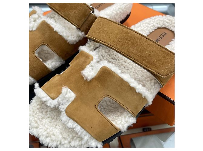 Hermès Sandali pantofole in shearling da donna Marrone - vista 7