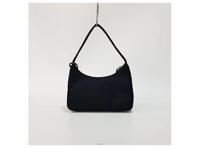 Prada Borsa Hobo in Re-Nylon Nero - vista 5