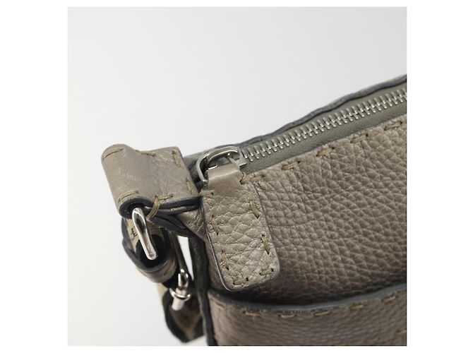 FENDI Celeria Shoulder Bag Leather Gray Silver - vista 10