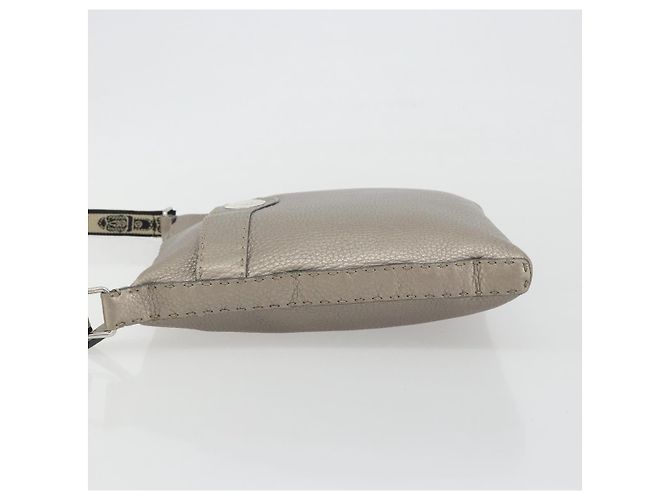 FENDI Celeria Shoulder Bag Leather Gray Silver - vista 4