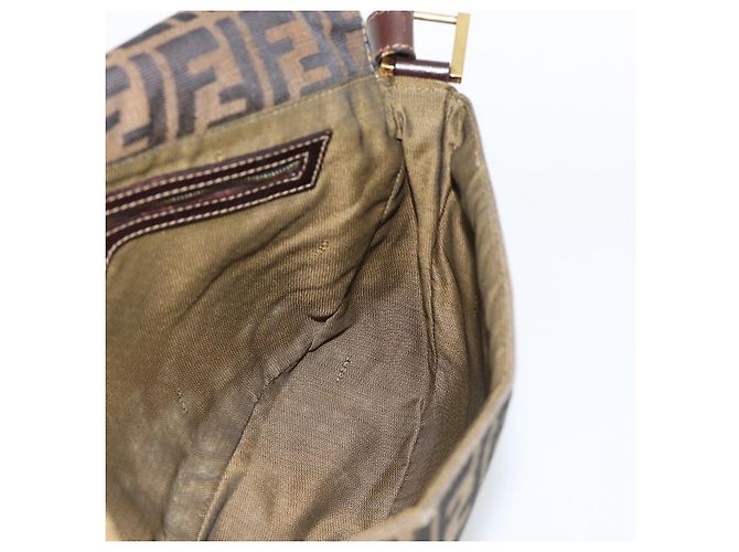 FENDI Zucca Canvas Shoulder Bag Brown Black - vista 17