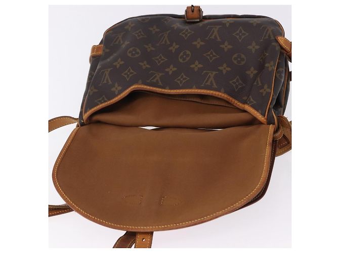 LOUIS VUITTON Monogram Saumur 30 Shoulder Bag M42256 LV - vista 10