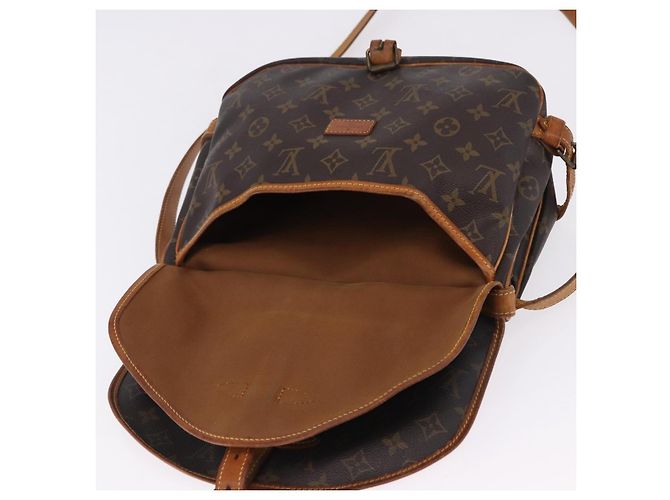 LOUIS VUITTON Monogram Saumur 30 Shoulder Bag M42256 LV - vista 20