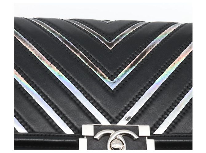CHANEL Chain Boy Chanel V Stitch Bag Leather Black Silver CC - vista 10