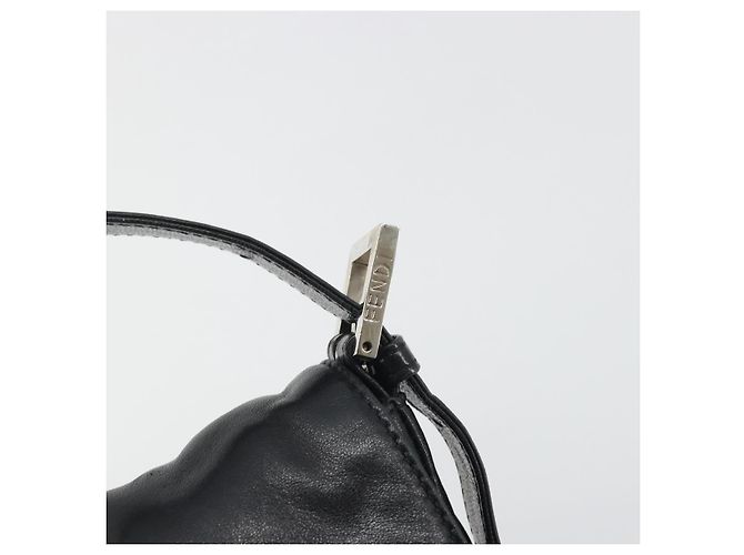 FENDI Mamma Baguette Shoulder Bag Leather Black Silver - vista 17