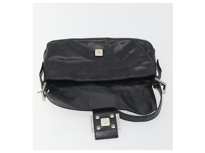 FENDI Mamma Baguette Shoulder Bag Leather Black Silver - vista 19