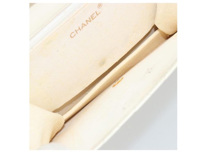CHANEL Matelasse Chain Chain Shoulder Bag Lamb Skin White Gold CC - vista 17