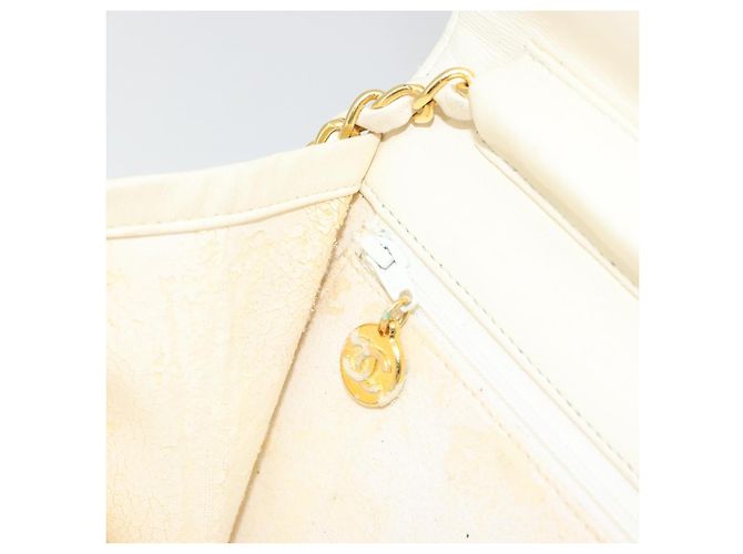 CHANEL Matelasse Chain Chain Shoulder Bag Lamb Skin White Gold CC - vista 20