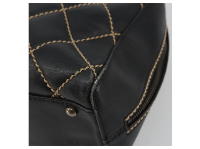 CHANEL Wild Stitch Hand Bag Leather Black CC - vista 10