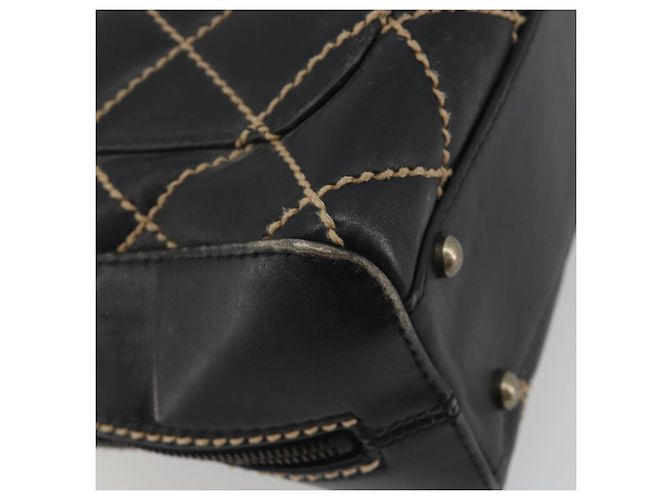 CHANEL Wild Stitch Hand Bag Leather Black CC - vista 13