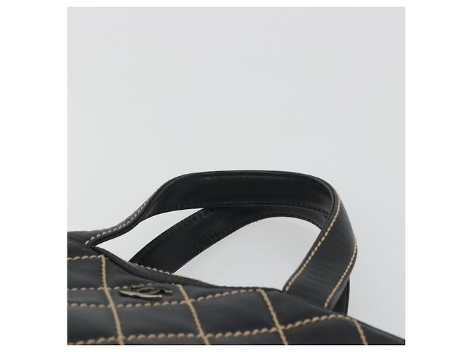 CHANEL Wild Stitch Hand Bag Leather Black CC - vista 8