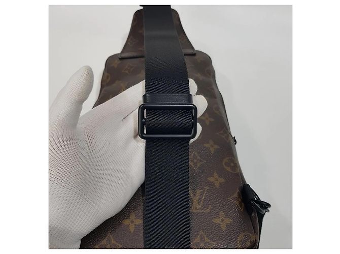 Louis Vuitton Monogram Avenue Slingback mit integriertem Chip Braun - Ansicht 5