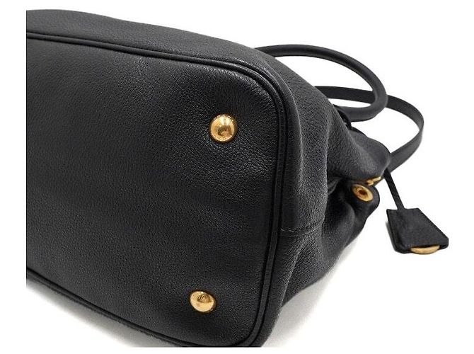 Prada Borsa Tote e Borsa a Tracolla Crossbody in Vitello Phenix Nero con Logo Triangolare Dorato - vista 7