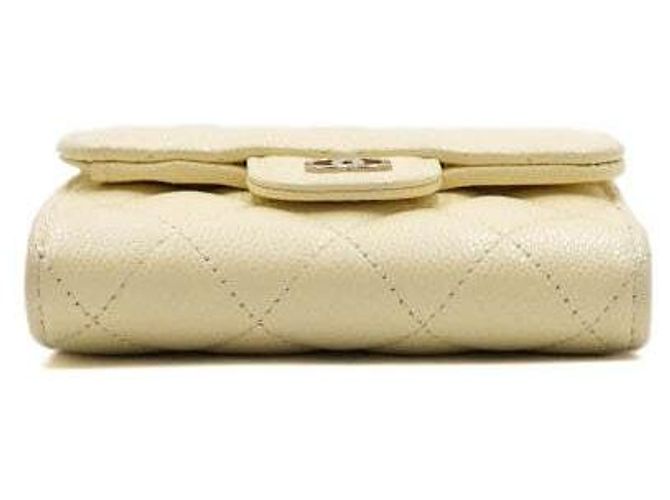 Chanel Portafoglio classico con patta da donna Caviar Gold CC Logo Giallo - vista 8