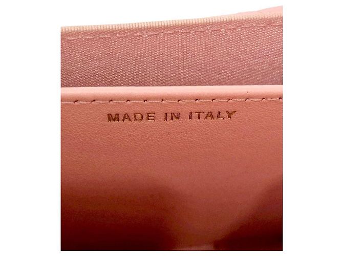 Chanel Tarjetero Boy Card Wallet de piel caviar rosa - vista 9