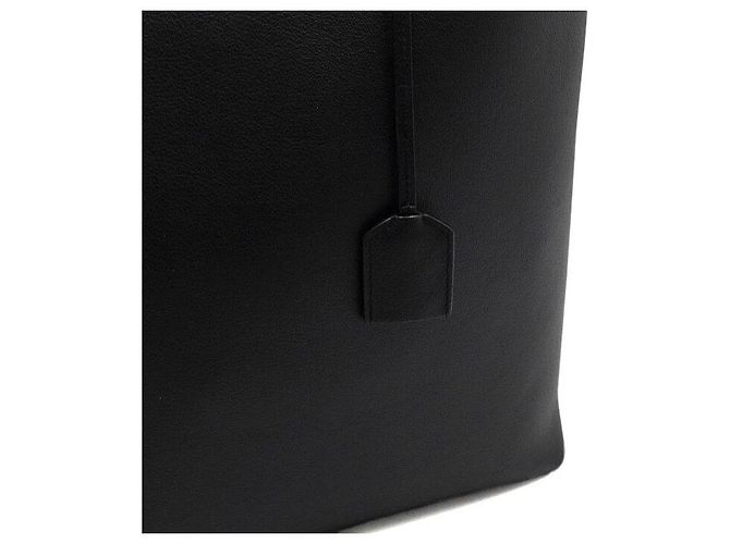 Saint Laurent Sac cabas Shopper North South en cuir de veau noir avec bandoulière - vue 10