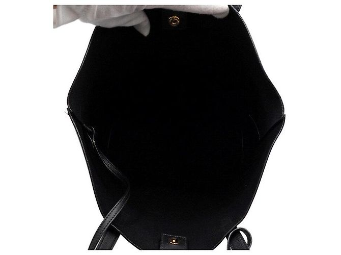 Saint Laurent Sac cabas Shopper North South en cuir de veau noir avec bandoulière - vue 5