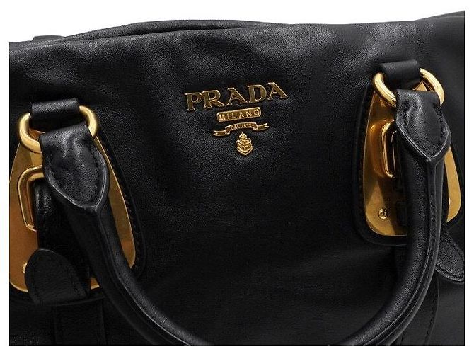 Prada Borsa Tote e a tracolla in pelle di vitello nera morbida con logo Nero - vista 10