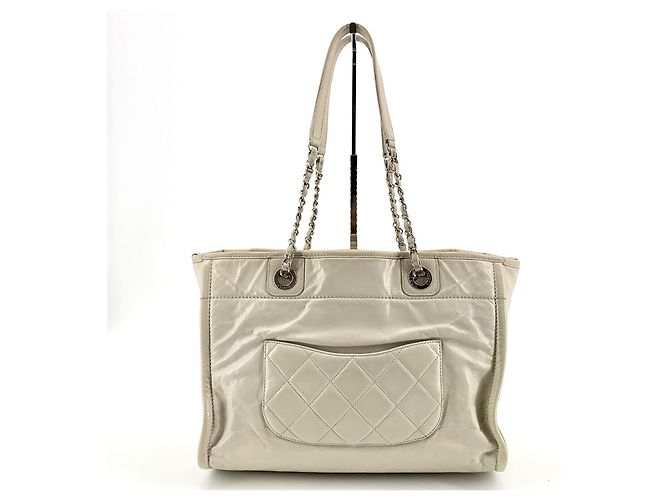 Chanel Borsa a tracolla Deauville in pelle Bianco - vista 2