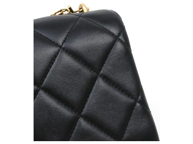 Chanel Borsa a spalla con patta in pelle nera e catena in metallo dorato Nero - vista 10